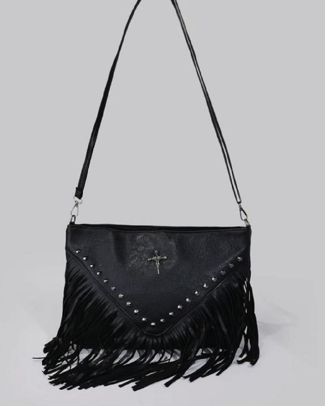 Bolso boho de cuerina con cruz