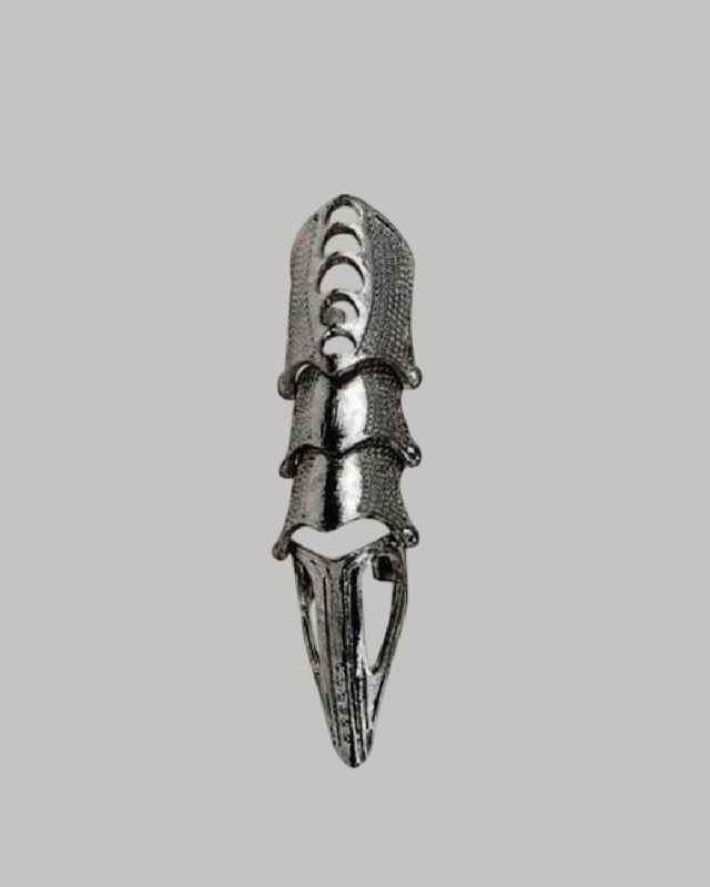 Anillo con diseño statement