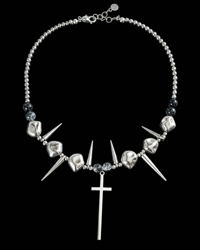 Choker con dije de cruz
