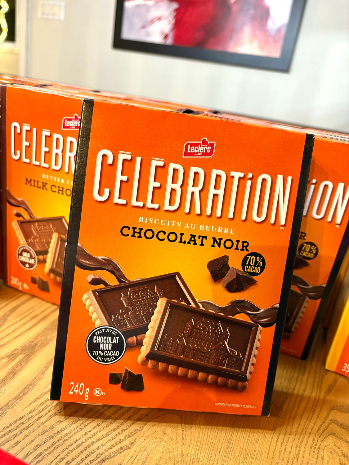 CELEBRATION DARK CHOCOLATE 350 g