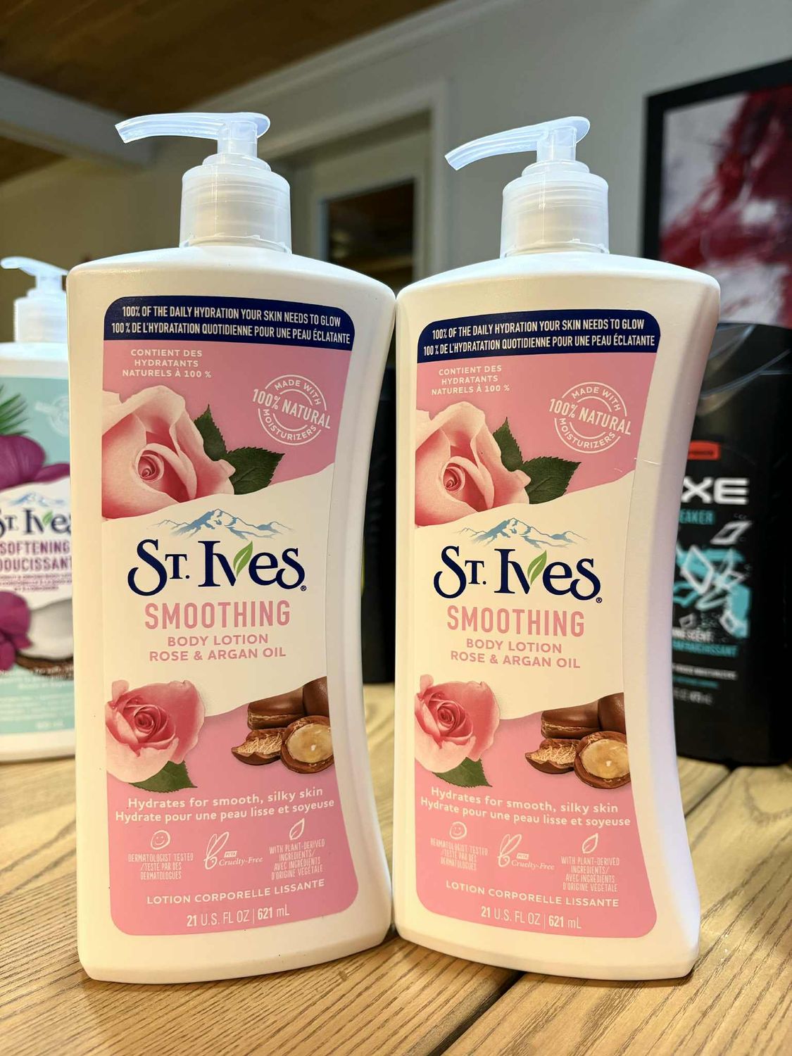 ST.IVES SMOOTHING BODY LOTION