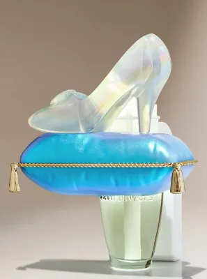 DISNEY CINDERELLA WALLFLOWER PLUG