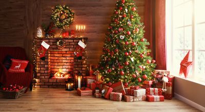 CHRISTMAS STOCKS / ETA: DEC / 50% DP REQUIRED