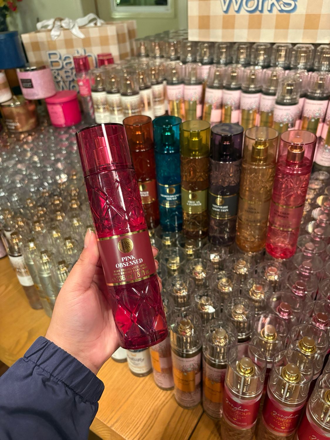 LUX PINK OBSESSED MIST PRE-ORDER B17