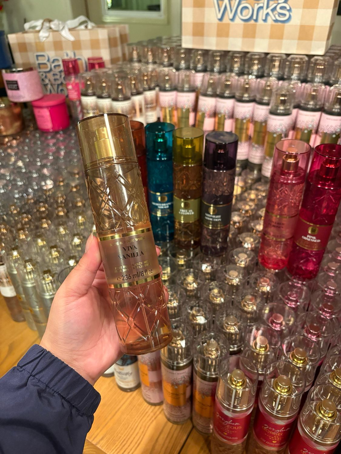 LUX VIVA VANILLAMIST PRE-ORDER B17