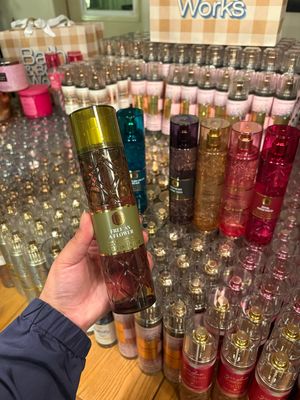 LUX FREE AS A FLOWER MIST PRE-ORDER B17