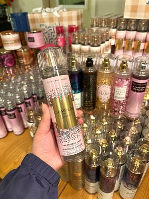 CHAMPAGNE TOAST MIST PRE-ORDER B17