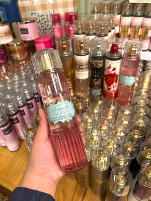 SWEETEST SONG MIST PRE-ORDER B17