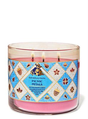 PICNIC PETALS 3WICKS CANDLE ONHAND