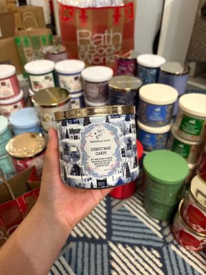 CHRISTMAS CABIN 3WICKS CANDLE ONHAND