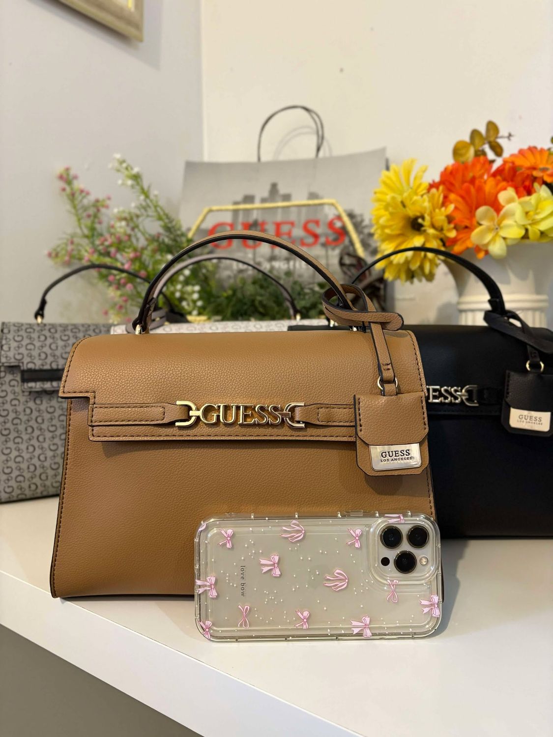 GUESS 002 ONHAND with paperbag