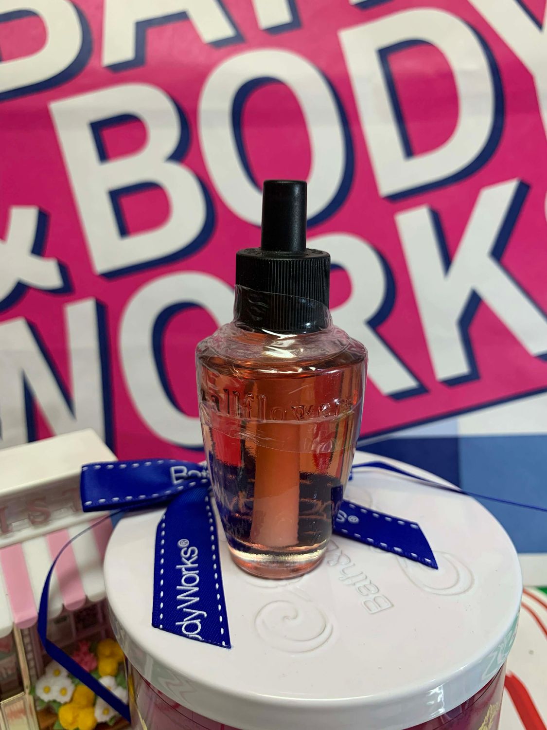 SWEET CINNAMON PUMPKIN WALLFLOWER REFILL ONHAND