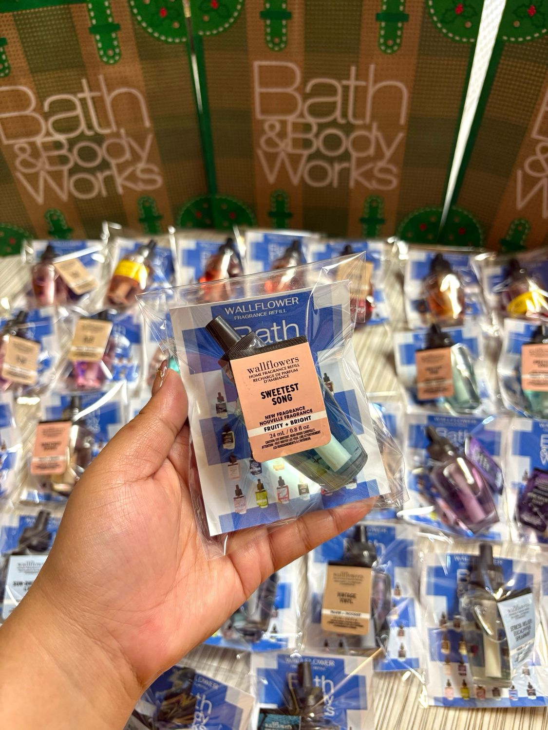 SWEETEST SONG WALLFLOWER REFILL ONHAND