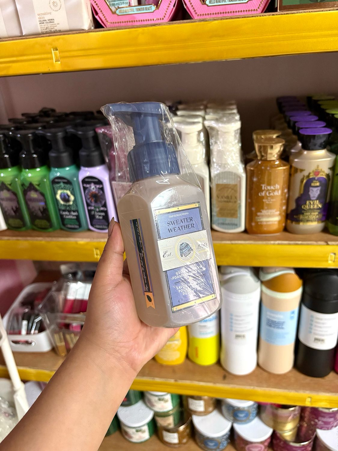 SWEATER WEATHER HAND SOAP ONHAND