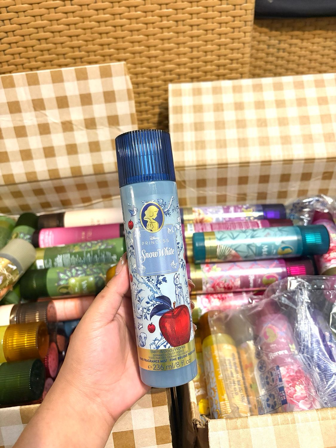 DISNEY SNOW WHITE MIST INTRANSIT ETA: MAY-JUNE