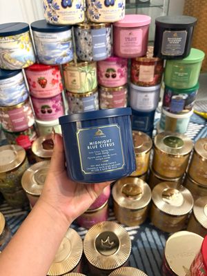 MIDNIGHT BLUE CITRUS 3WICK CANDLE INTRANSIT ETA:JULY/AUG