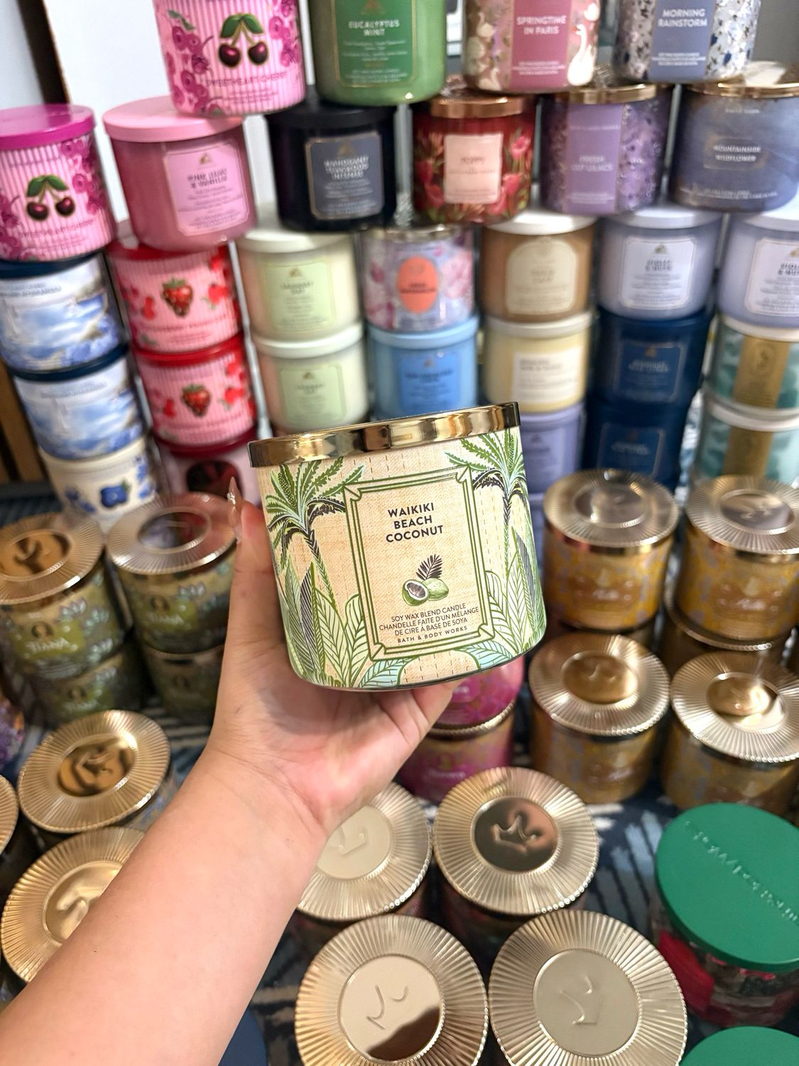 WAIKIKI BEACH COCONUT 3WICK CANDLE INTRANSIT ETA:JULY/AUG