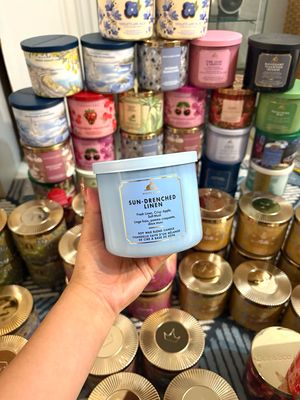 SUNDRENCHED LINEN 3WICK CANDLE INTRANSIT ETA:JULY/AUG