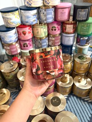 COVERED IN ROSES 3WICK CANDLE INTRANSIT ETA:JULY/AUG