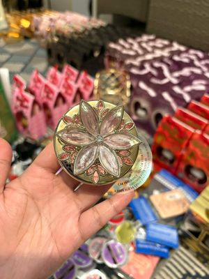 FLOWER CAR FRAGRANCE PLUG ONHAND