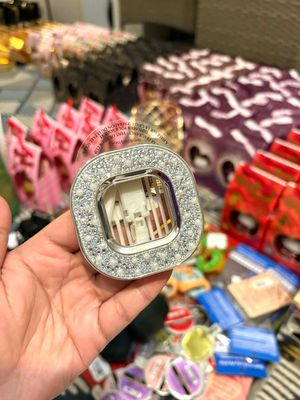 SPARKLING CAR FRAGRANCE PLUG ONHAND