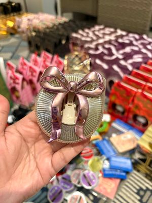 BOW CAR FRAGRANCE PLUG ONHAND