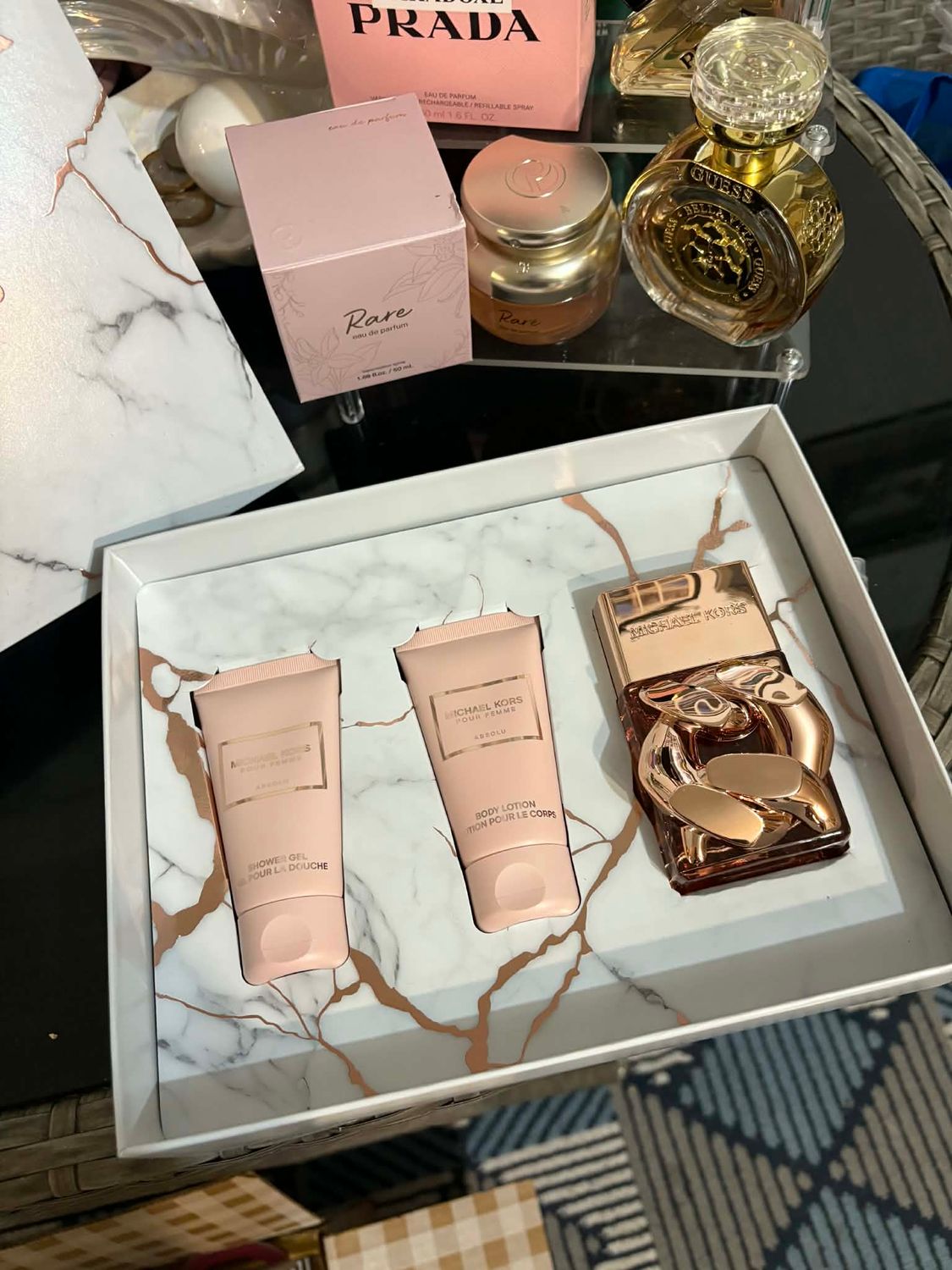 MICHAEL KORS GIFT BOX ONHAND