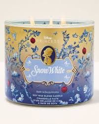 DISNEY SNOW WHITE 3 WICK CANDLE ONHAND