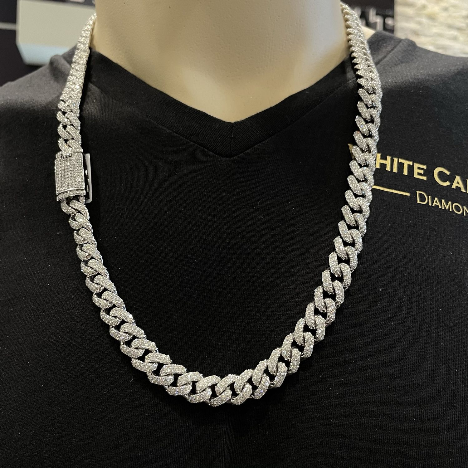 Diamond Cuban Chain (Passes Diamond Tester)