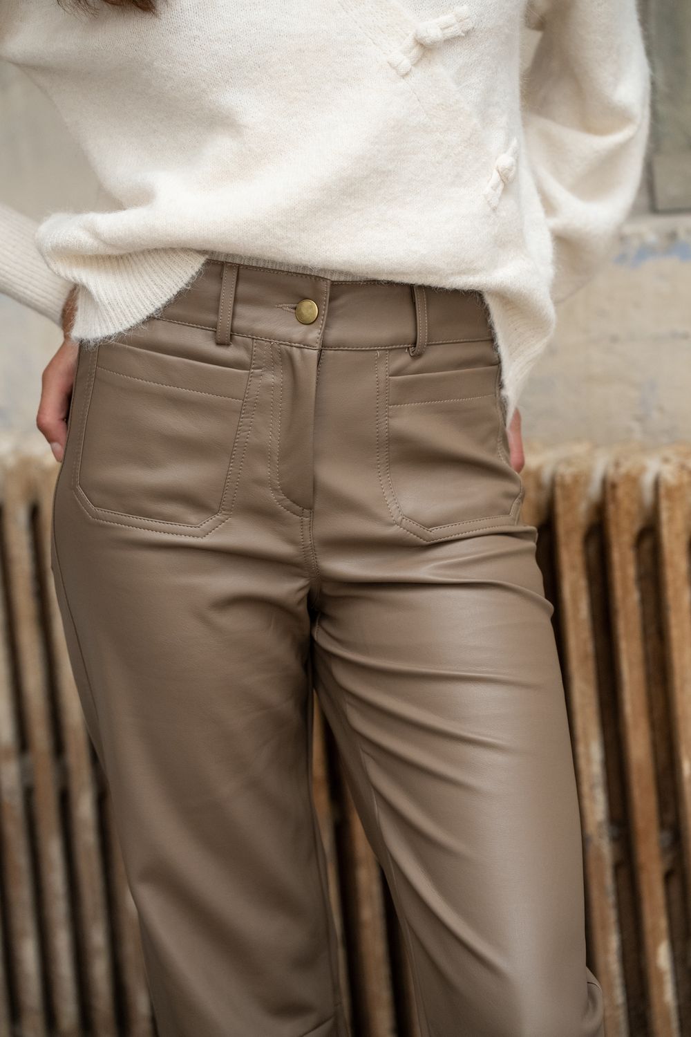 LLM Esmee Pants - Lederlook Taupe