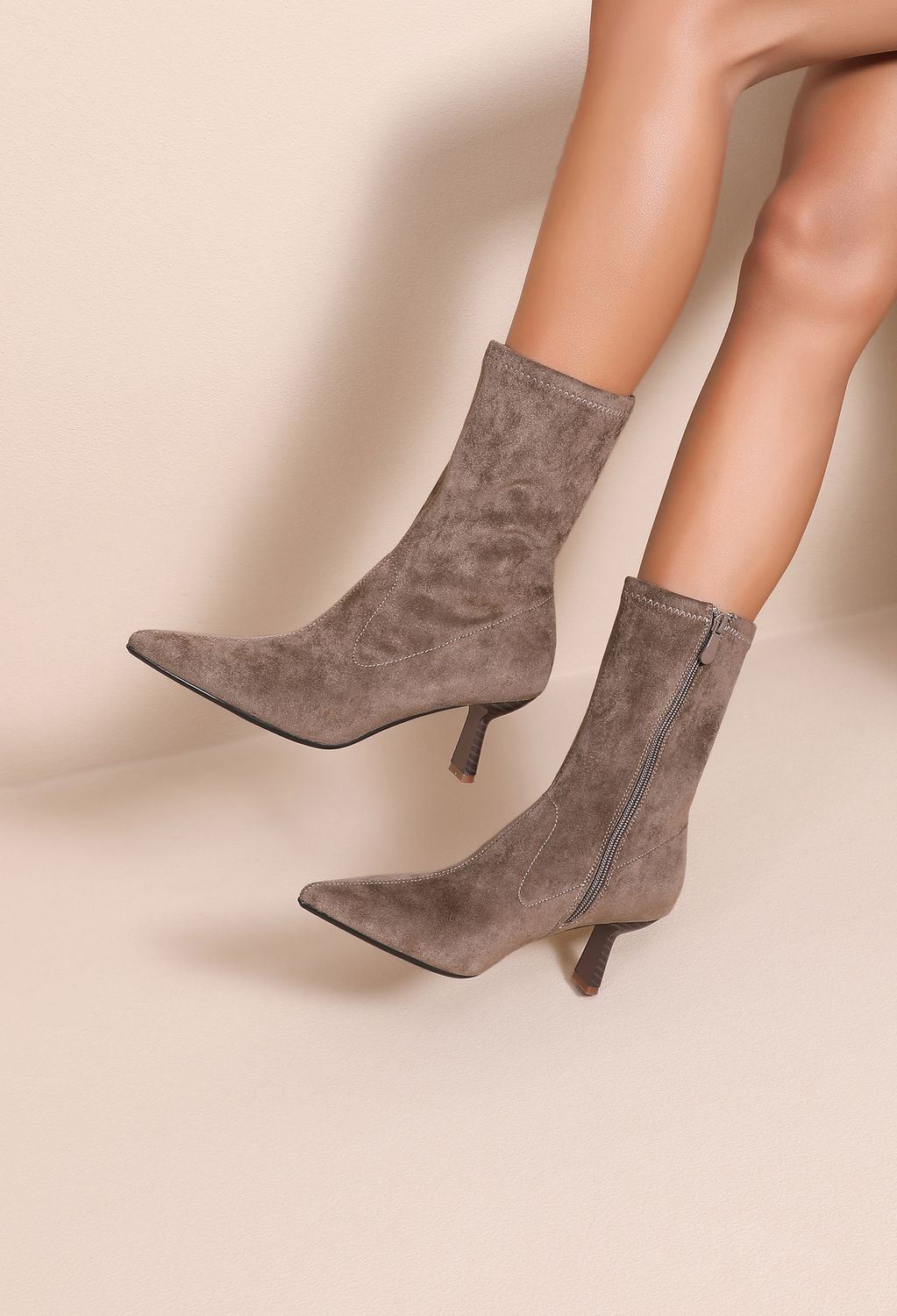 Noa Suede Ankle Boots - Taupe