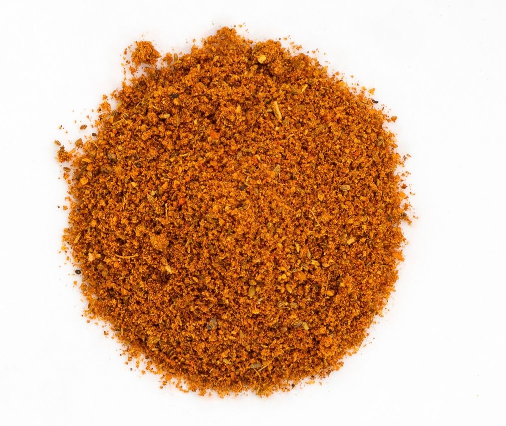 Mixture of aromatic herbs for barbecue, in powder form, ideal for seasoning and flavoring your grills.