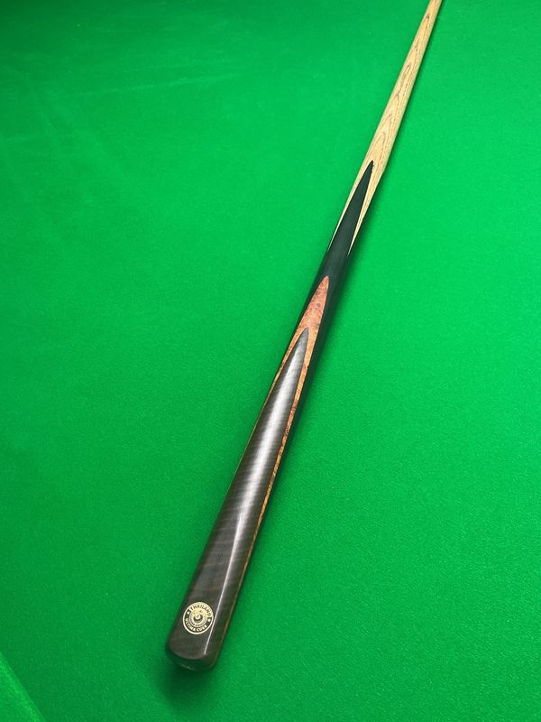Ultima cues 57” 9.4mm brass ferrule 17.95oz 16.9 balance 29.3mm butt