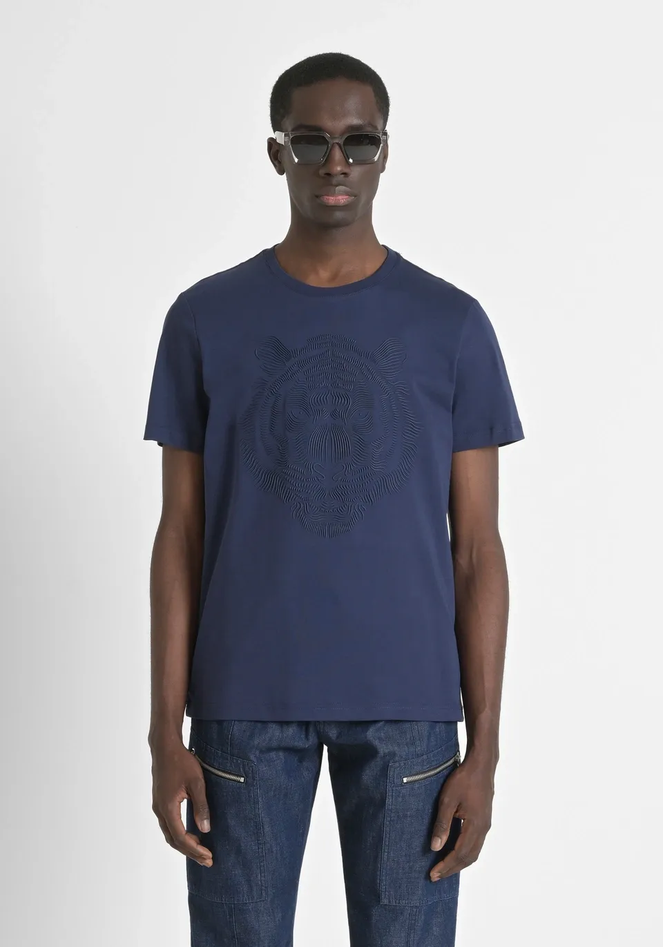 Camiseta Antony Morato regular fit con estampado tigre