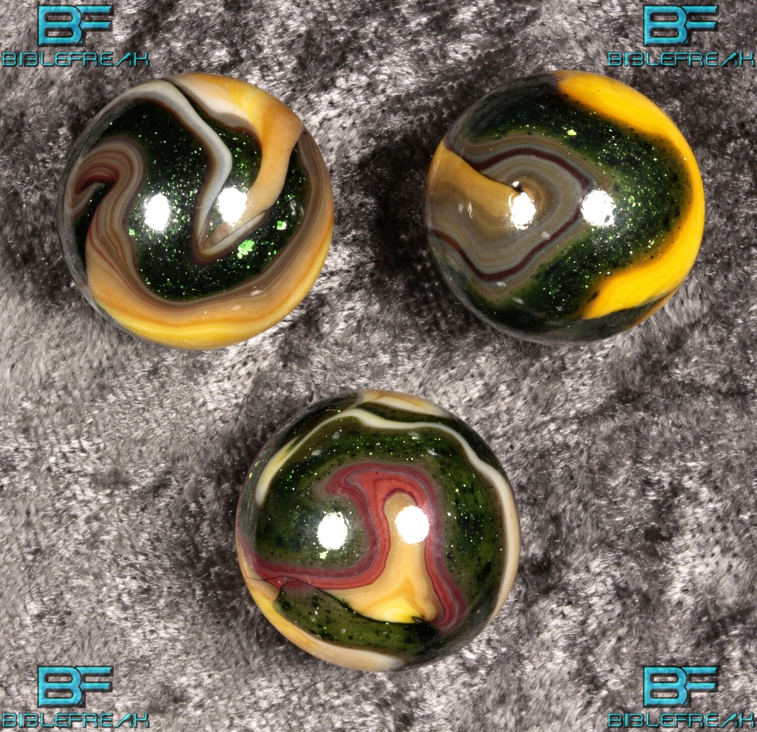 011618 Three (3) 2008 JABO Ace Oxblood Aventurine NEAR MINT to MINT 8.9-9.0 3/4&quot; +/- Marbles