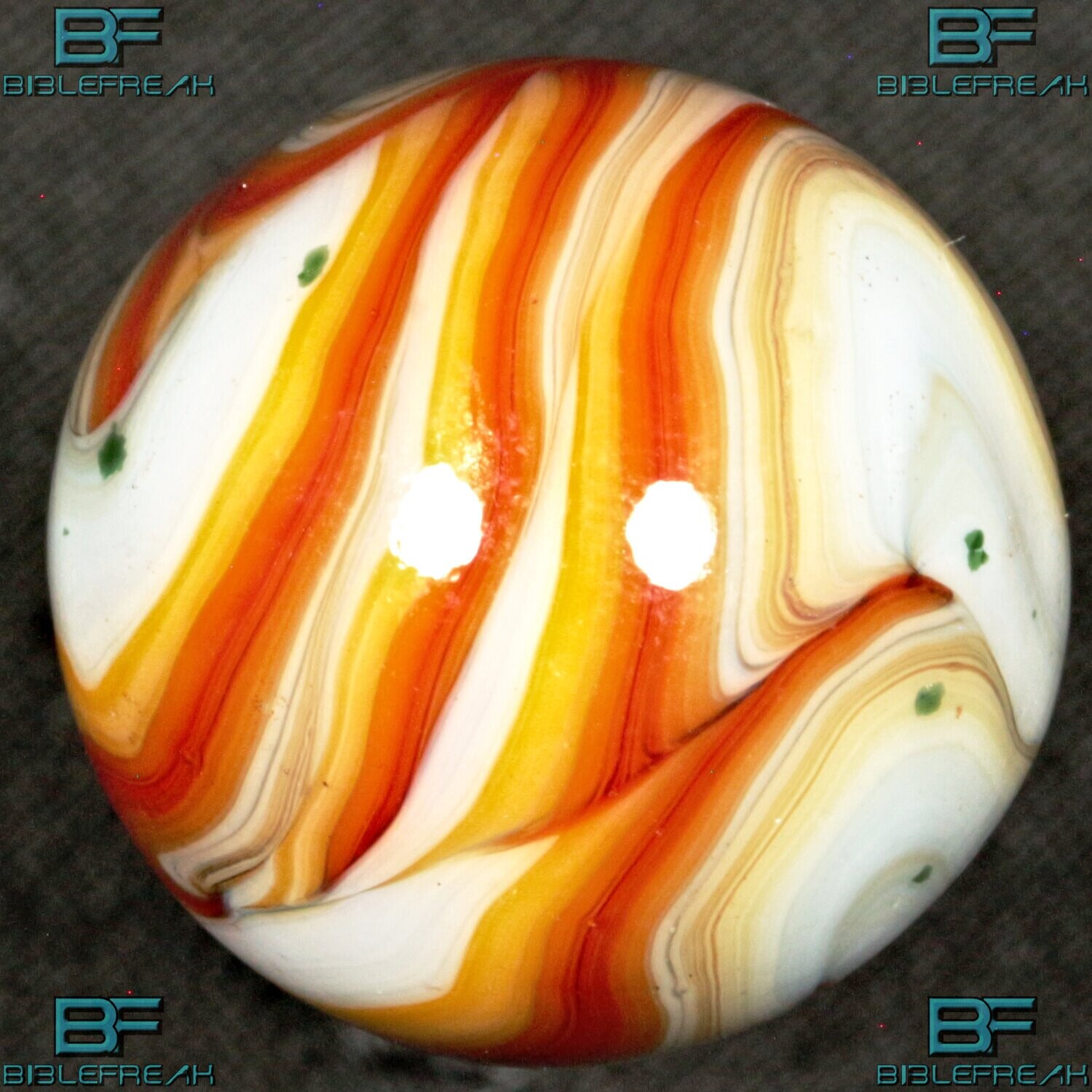 007564 One (1) SMM 2013 FLAMEY &quot;TIN LIZZY&quot; 5/8&quot; +/- Mint 9.0 Swirl Marble