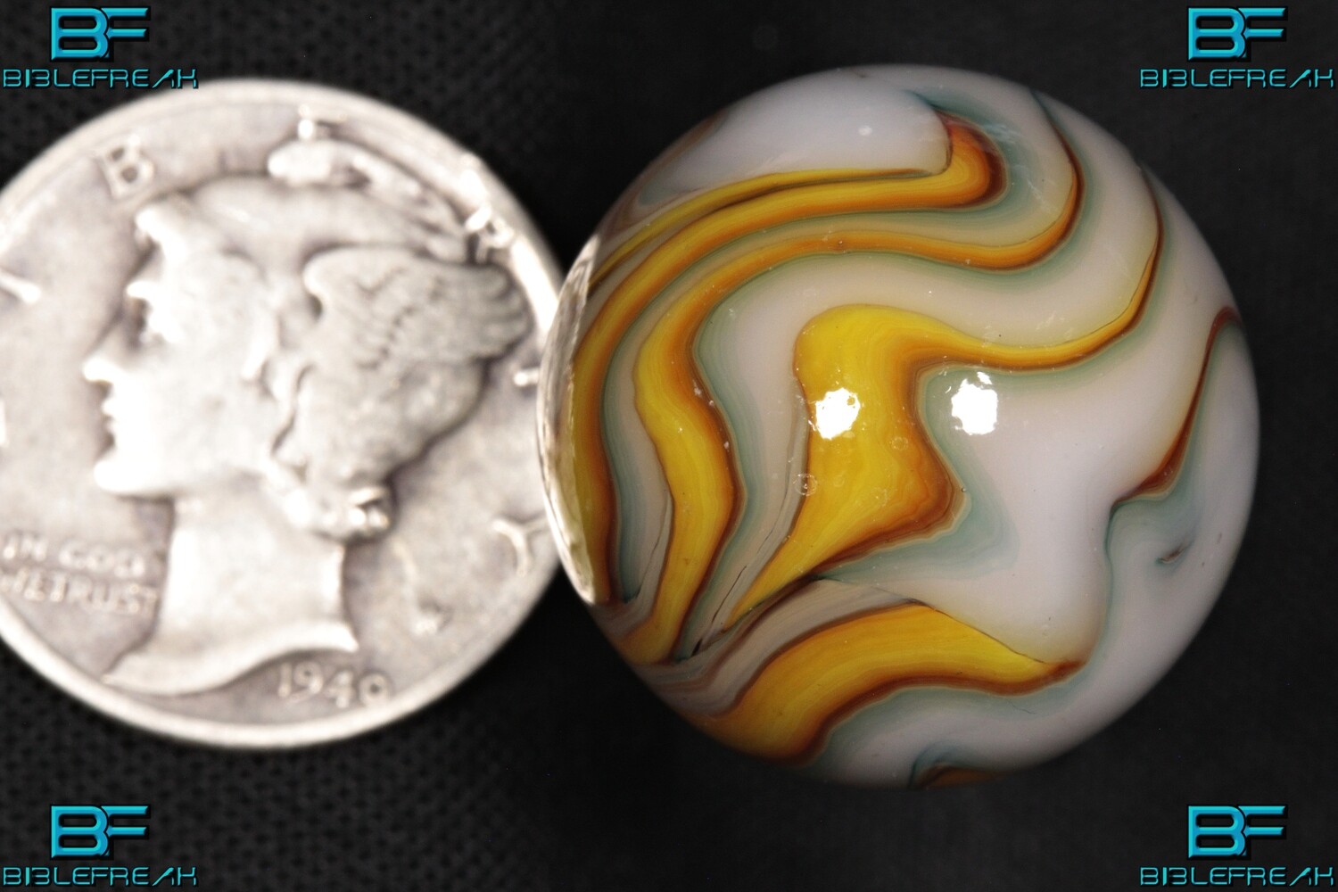 008197 One (1) JABO 2010 Dave and Mamie&#39;s Run Mint 9.0 Marble 3/4&quot; +\-