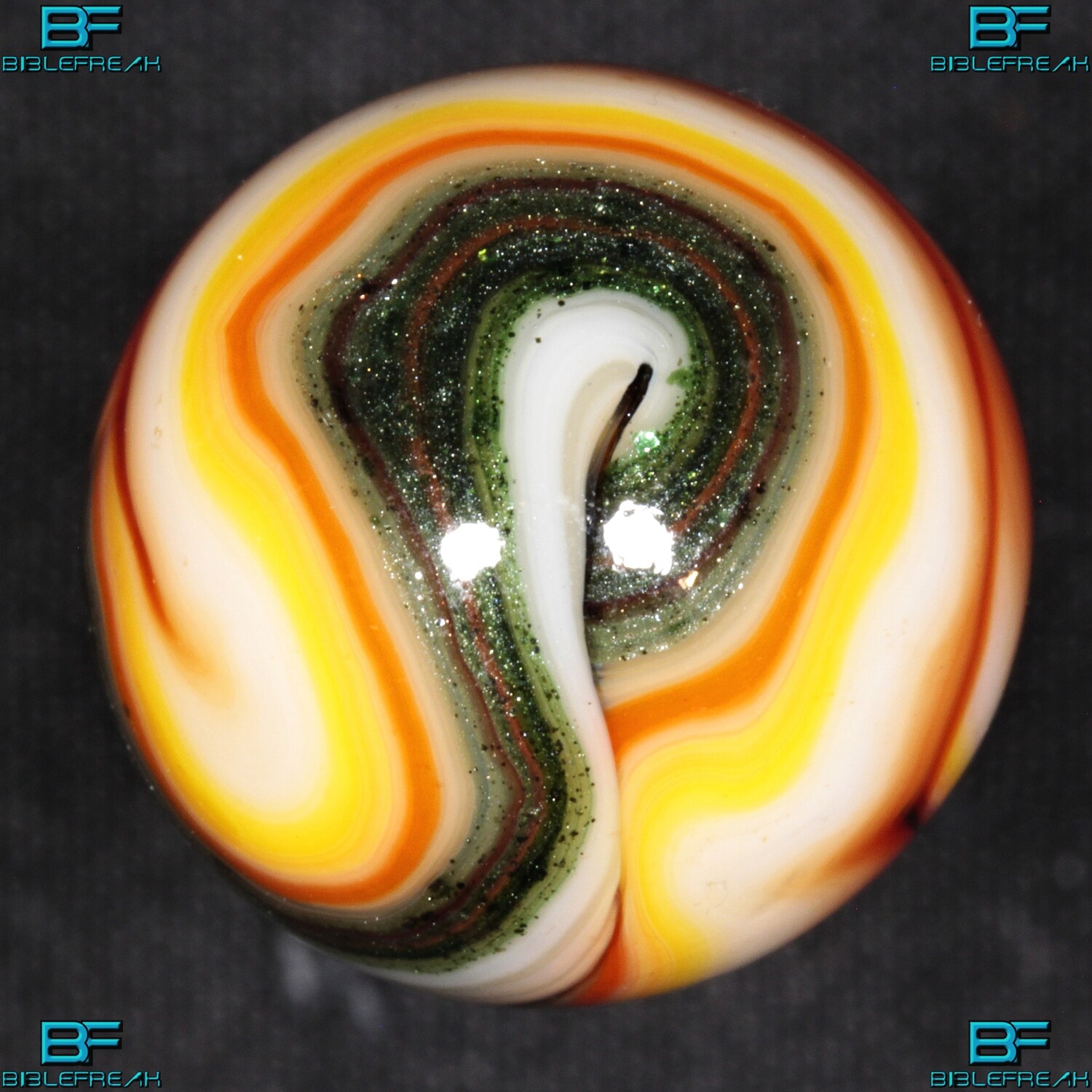 008847 One (1) JABO 2009 Joker II Run Oxblood Aventurine 3/4&quot; +/- MINT 9.0 Marble