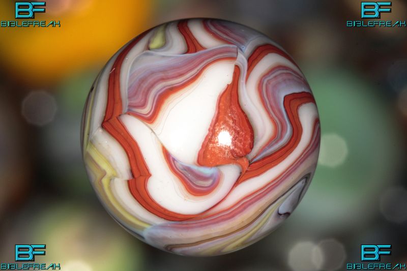 013634 ONE (1) JABO 2009 JOKER RAINBOW I RUN "OXBLOOD SWIRL" MINT 9.0 3/4" +\- MARBLE