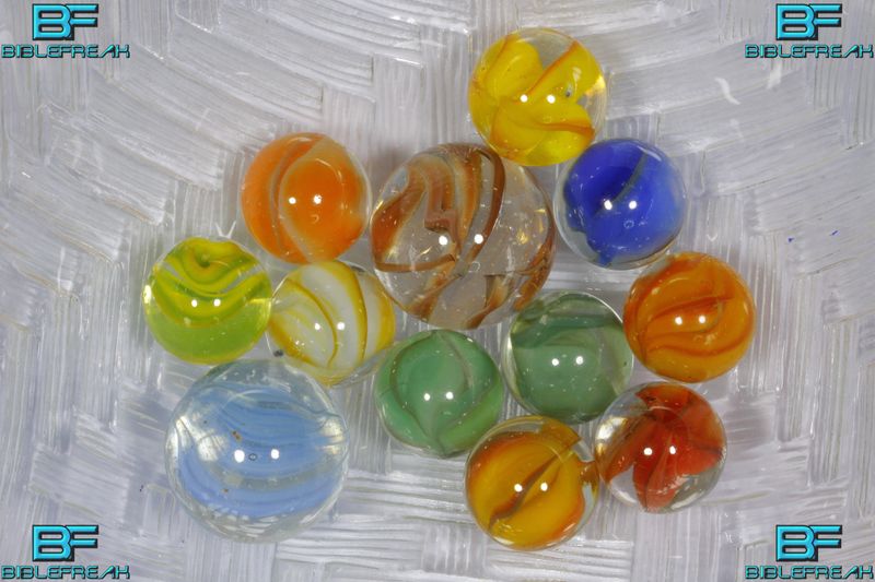000820 VITRO Hybrid Cat Eye, Mfg 1960's-1980's NM to MINT 8.9-9.0 5/8" - 7/8" +/-​ Assorted Group