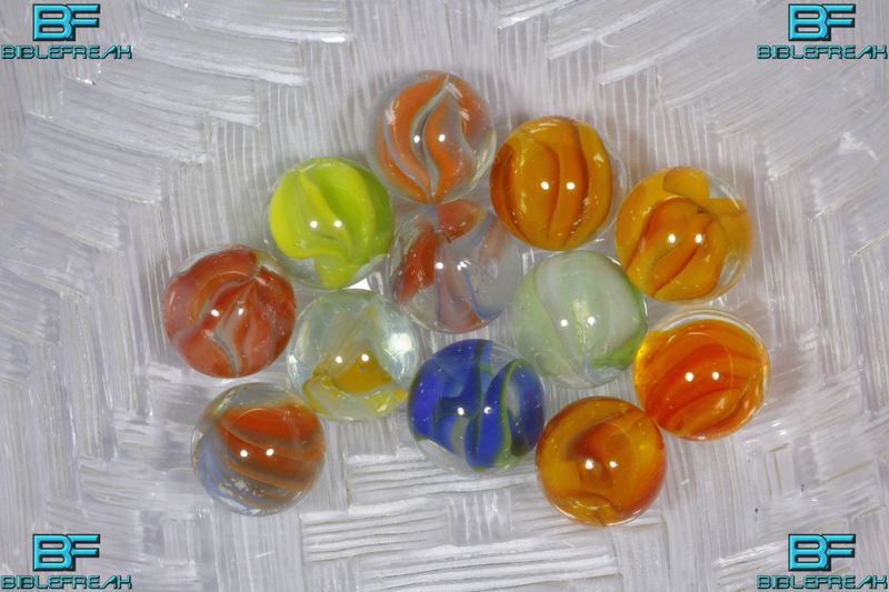 000826 VITRO Hybrid Cat Eye, Mfg 1960's-1980's NM to MINT 8.9-9.0 5/8" +/-​ Assorted Group