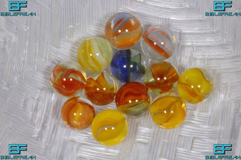000828 VITRO Hybrid Cat Eye, Mfg 1960&#39;s-1980&#39;s NM to MINT 8.9-9.0 5/8&quot; +/-​ Assorted Group