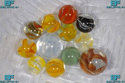 000830 VITRO Hybrid Cat Eye, Mfg 1960's-1980's NM to MINT 8.9-9.0 5/8"-7/8" +/-​ Assorted Group