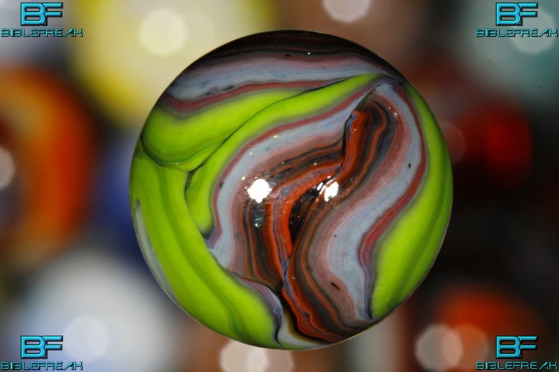 001159 ONE (1) JABO 2010 JOKER Finale Oxblood Swirl MINT 9.0 3/4" +\- MARBLE