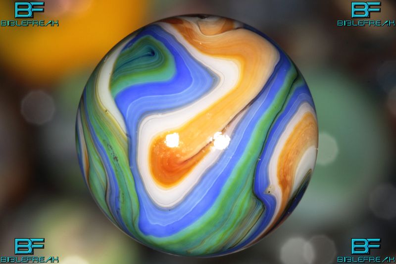 013688 ONE (1) JABO 2010 MAMIE's SISTERSVILLE Multicolor Swirl MINT 9.0 3/4" +\- MARBLE