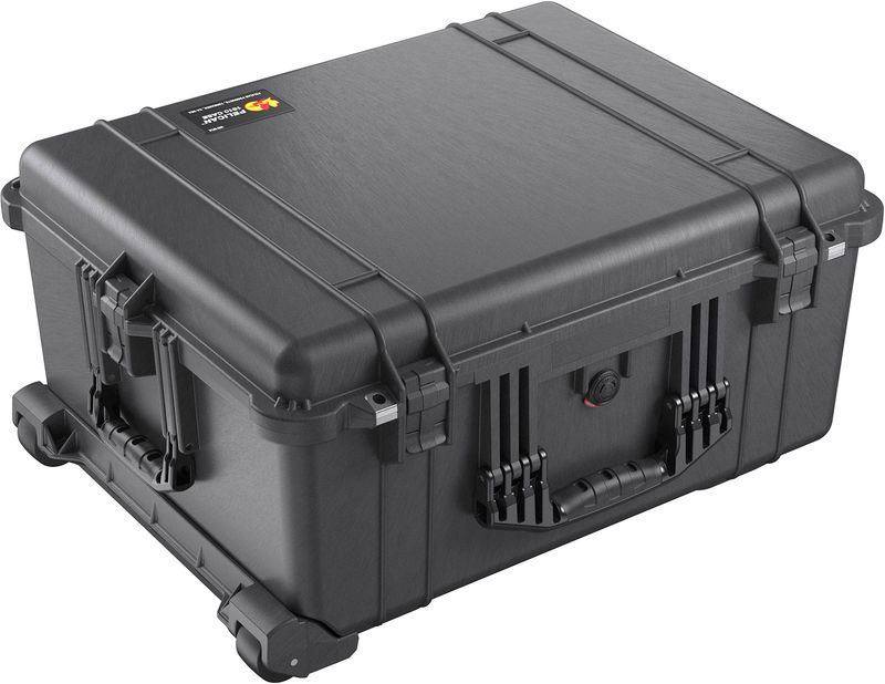 Pelican 1610 Large Case with Foam Black