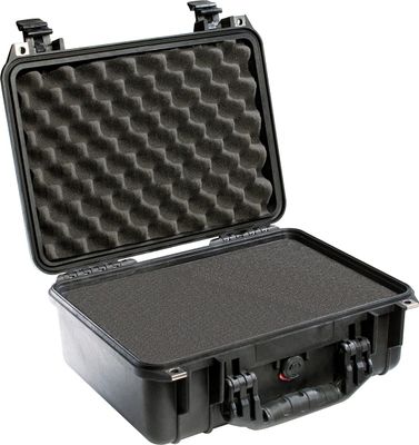 Pelican Products 1450 Medium Case with foam