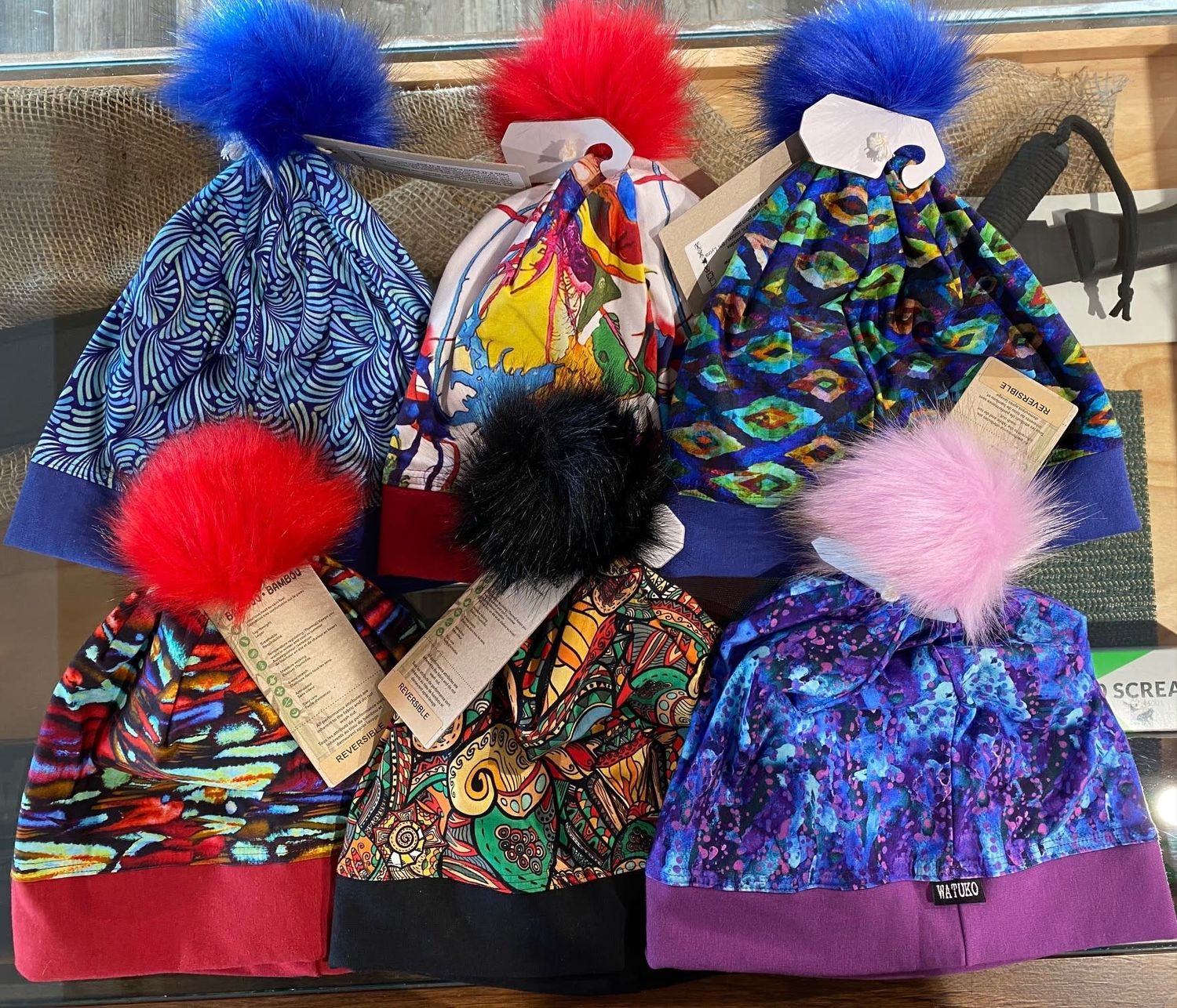 Watuko 8-14 Years Pom Hat