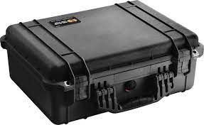 Pelican Products 1520 Medium Case with Foam, Colour: Black