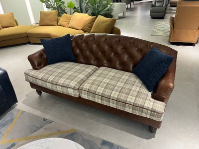 Clearance leather sofas & chairs